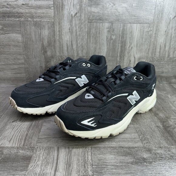 New Balance 725 Men's 9/Women's 10.5 Black Metallic Silver Shoes ML725BB - Picture 3 of 8